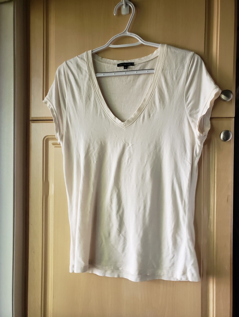 Holt Renfrew Women's  Cream V-Neck Short Sleeve Tee